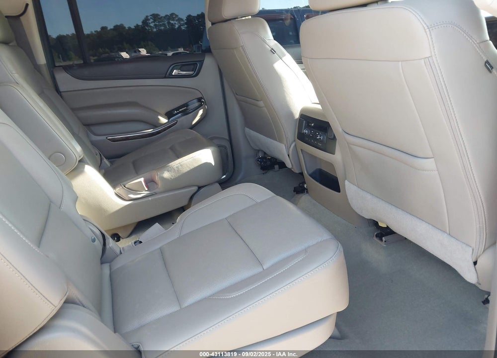 2019 GMC YUKON XL VIN: 1GKS2GKC8KR102829