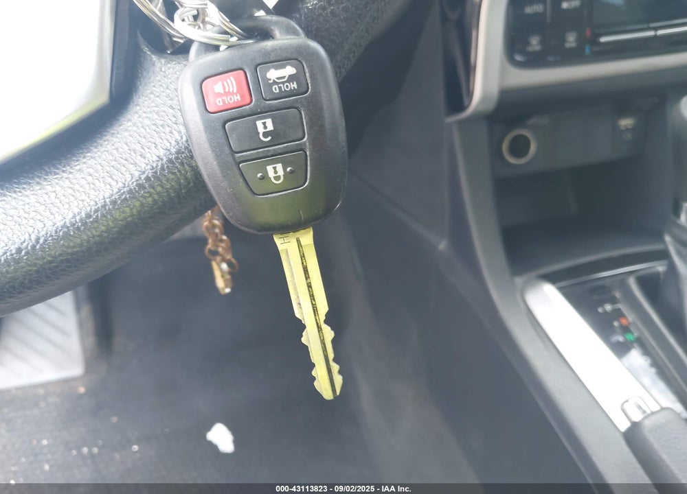 2017 TOYOTA COROLLA VIN: 2T1BURHE3HC953918
