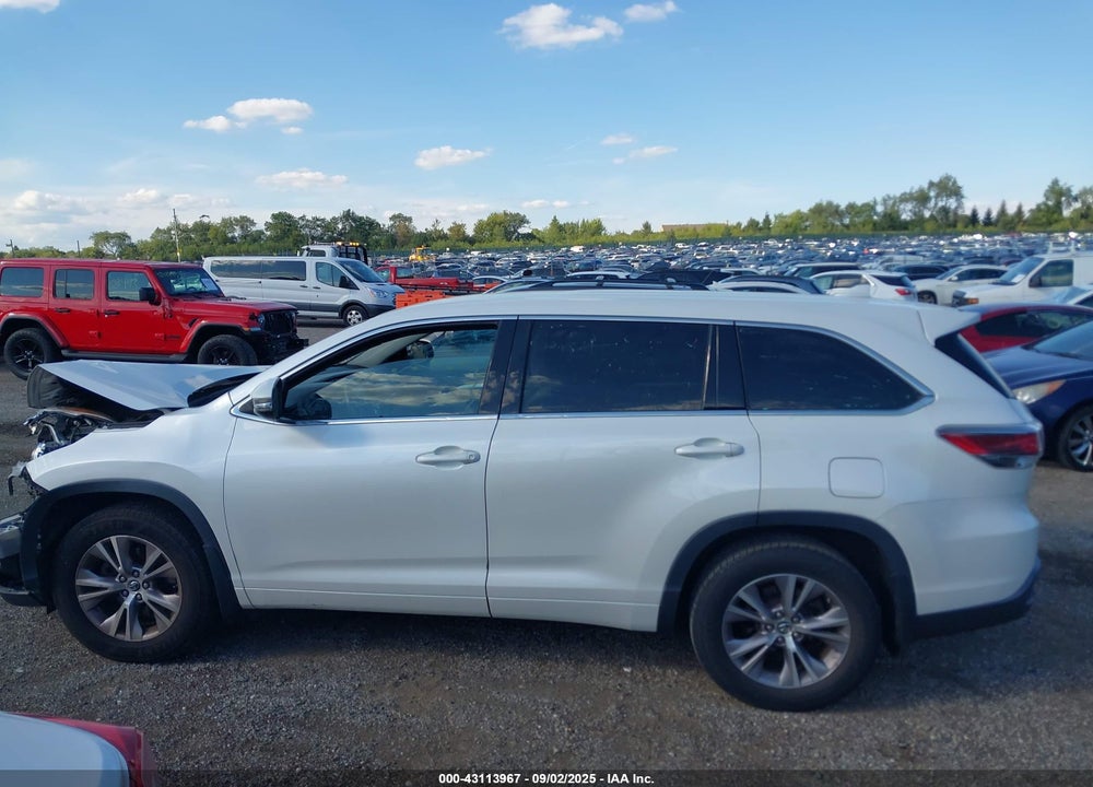 2016 TOYOTA HIGHLANDER LE PLUS V6 VIN: 5TDBKRFH0GS258398