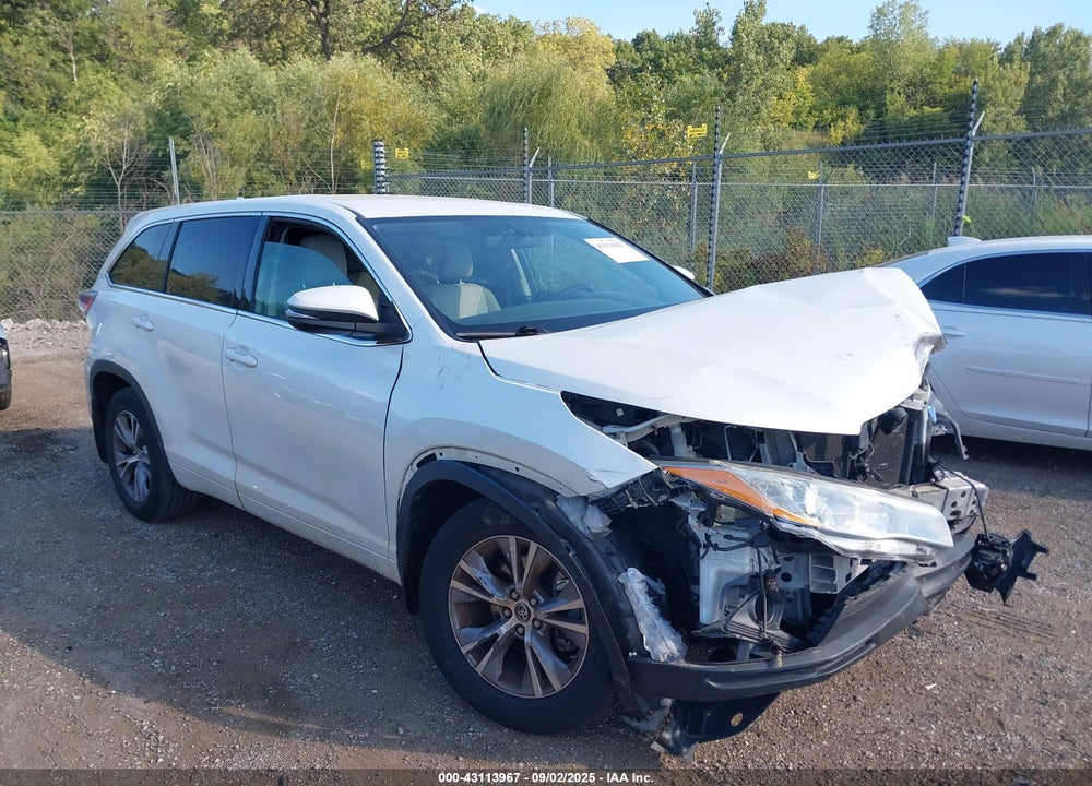 2016 TOYOTA HIGHLANDER LE PLUS V6 VIN: 5TDBKRFH0GS258398