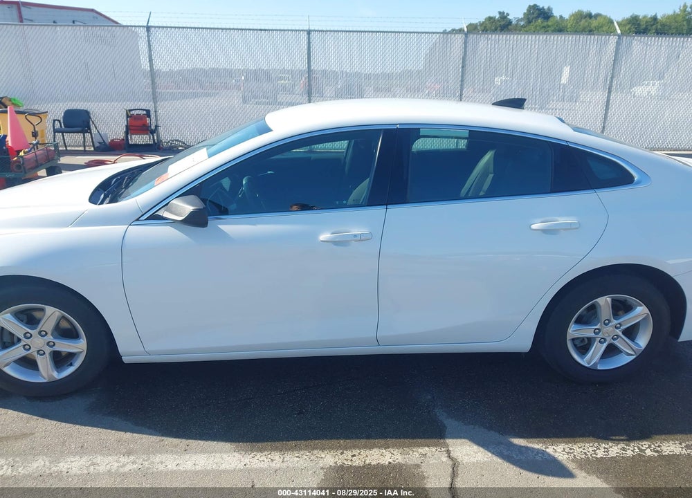 2019 CHEVROLET MALIBU VIN: 1G1ZC5ST9KF182521