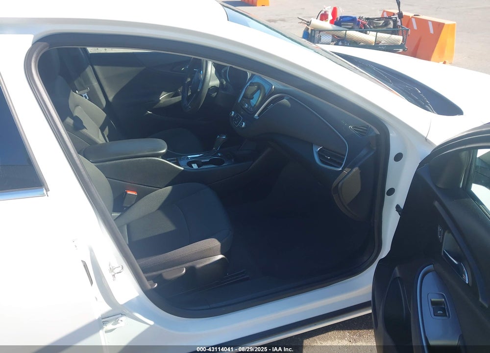 2019 CHEVROLET MALIBU VIN: 1G1ZC5ST9KF182521