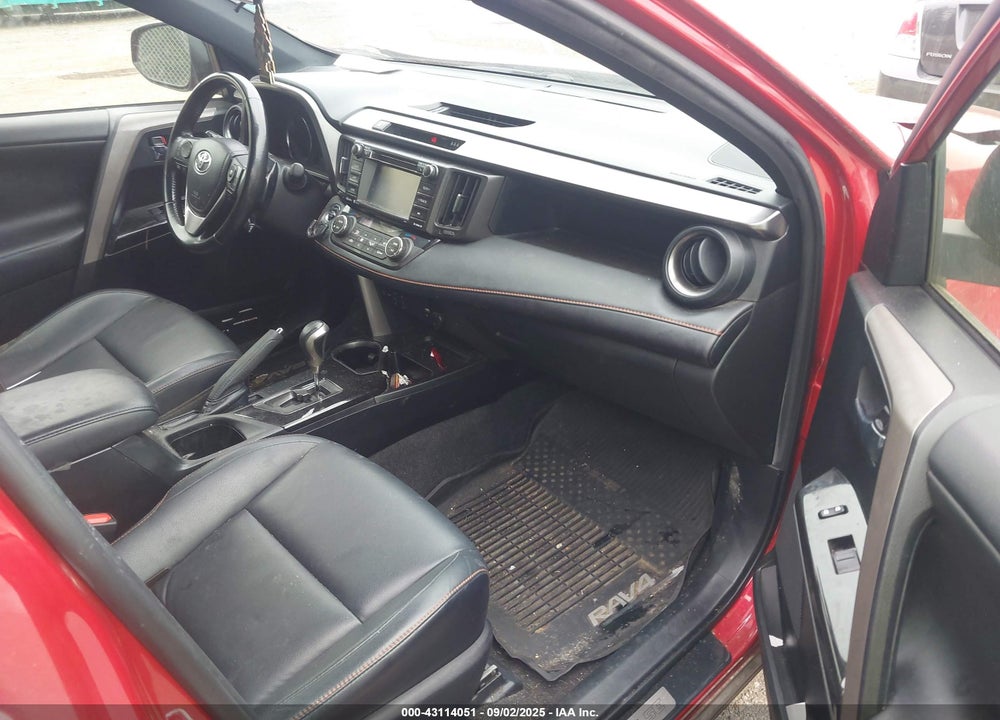 2017 TOYOTA RAV4 VIN: JTMJFREV8HJ150990