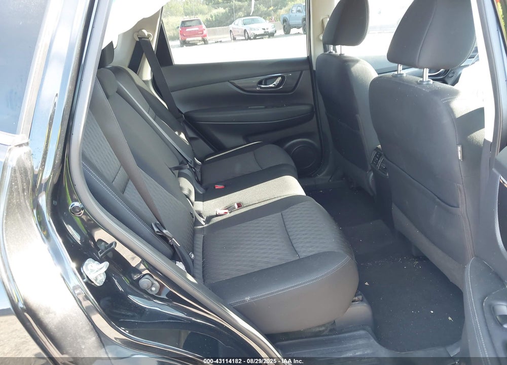 2019 NISSAN ROGUE VIN: KNMAT2MV9KP546075