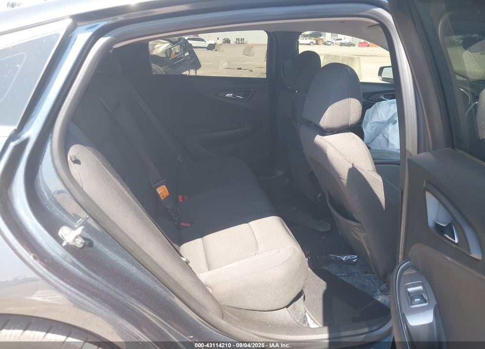 2019 CHEVROLET MALIBU VIN: 1G1ZD5ST6KF143253