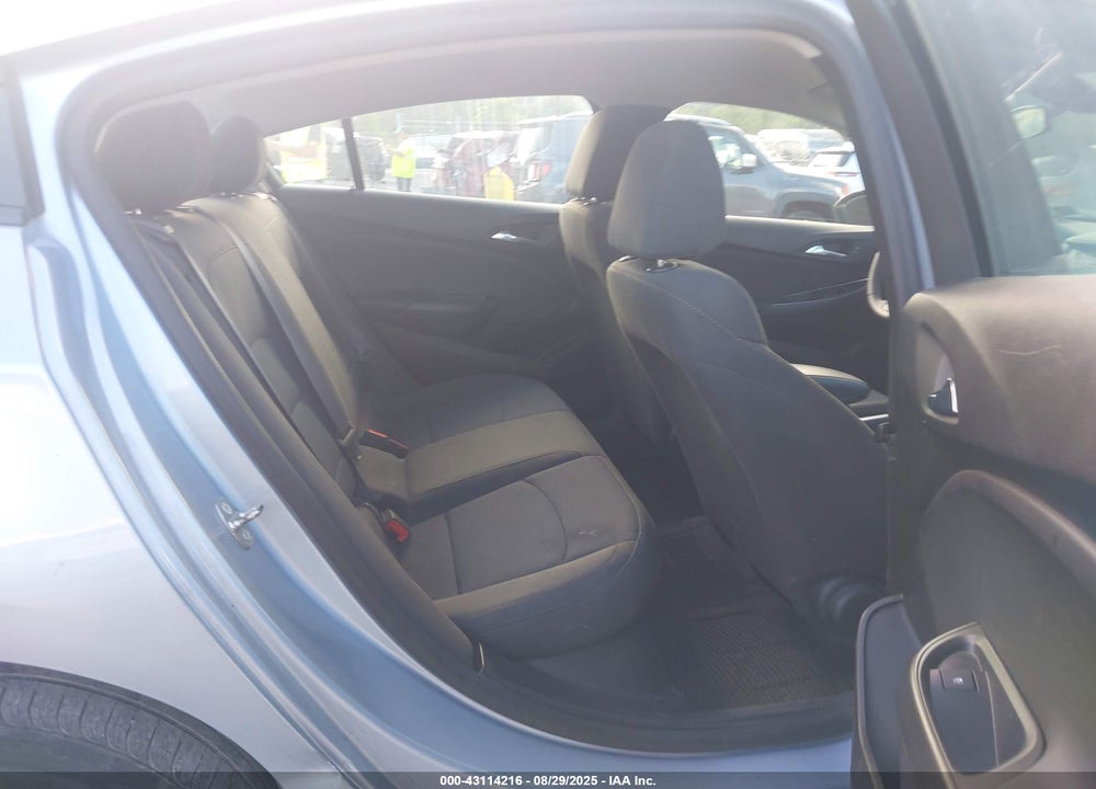 2017 CHEVROLET CRUZE VIN: 1G1BC5SM8H7170616