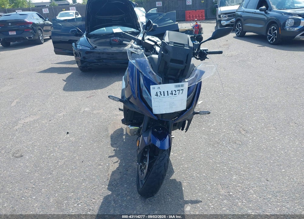 2025 HONDA NT1100 D VIN: JH2SC9041SK000451