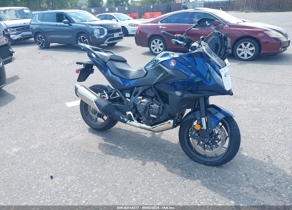 2025 HONDA NT1100 D VIN: JH2SC9041SK000451