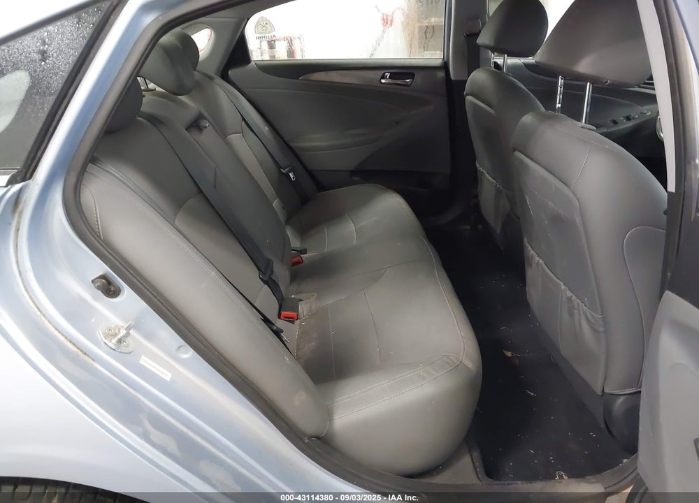 2014 HYUNDAI SONATA HYBRID VIN: KMHEC4A41EA106072