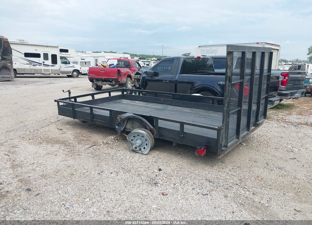 2009 STARLITE TRAILER MFG CO --- VIN: 13YFS12119C111635