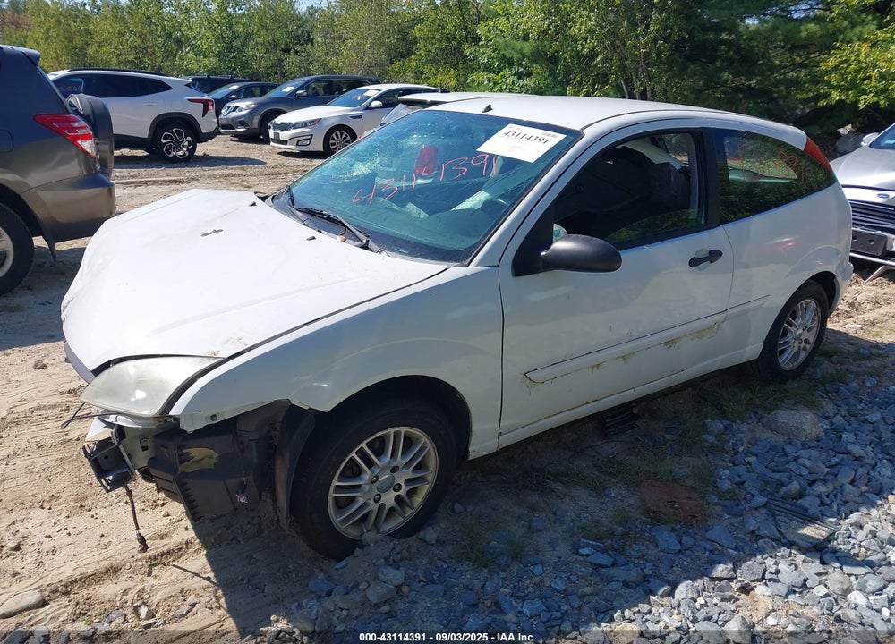 2007 FORD FOCUS VIN: 1FAHP31N77W255820