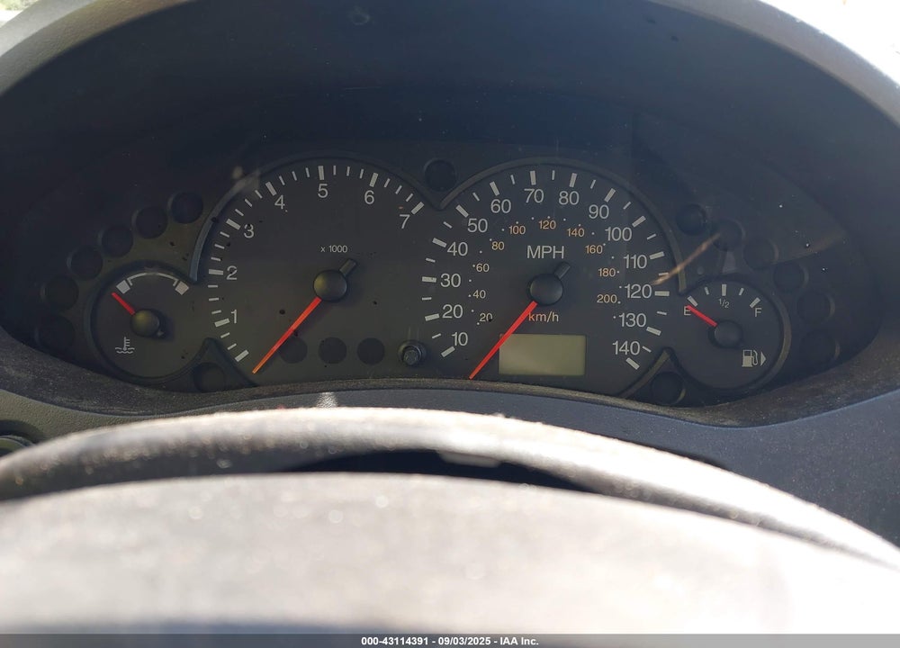 2007 FORD FOCUS VIN: 1FAHP31N77W255820