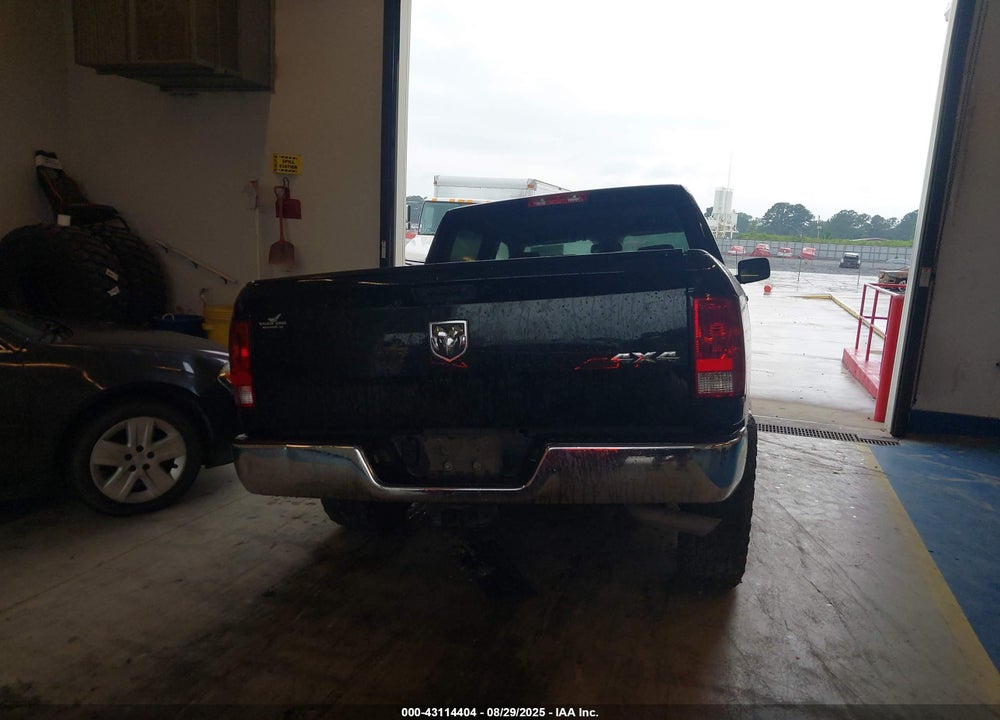 2020 RAM 1500 VIN: 3C6RR7KG8LG132415