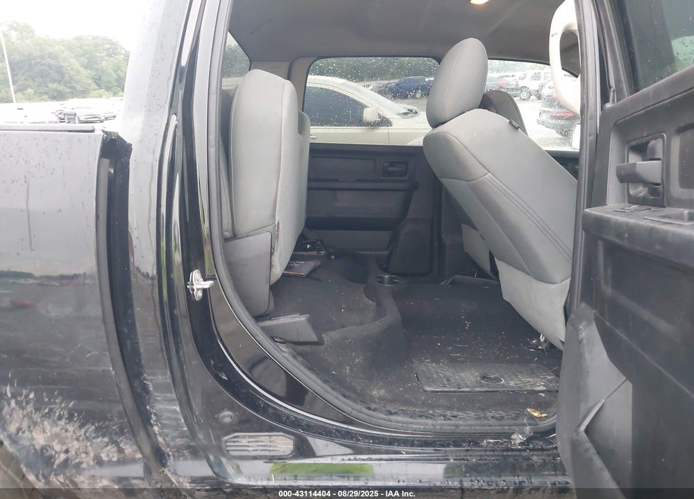 2020 RAM 1500 VIN: 3C6RR7KG8LG132415