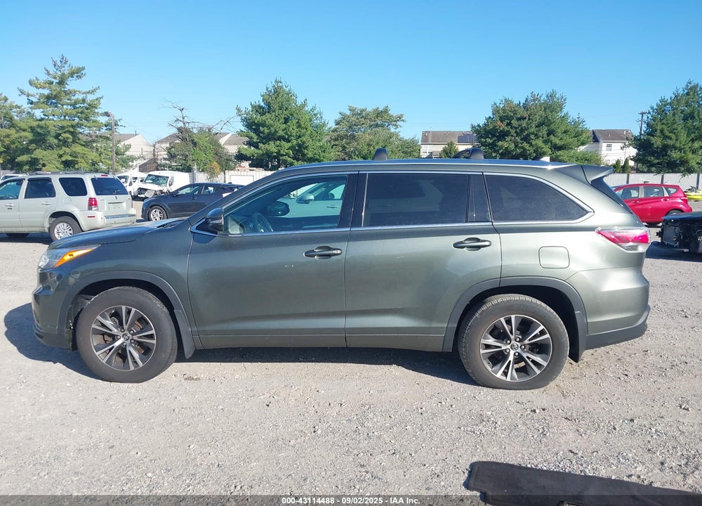 2016 TOYOTA HIGHLANDER VIN: 5TDJKRFH1GS346291