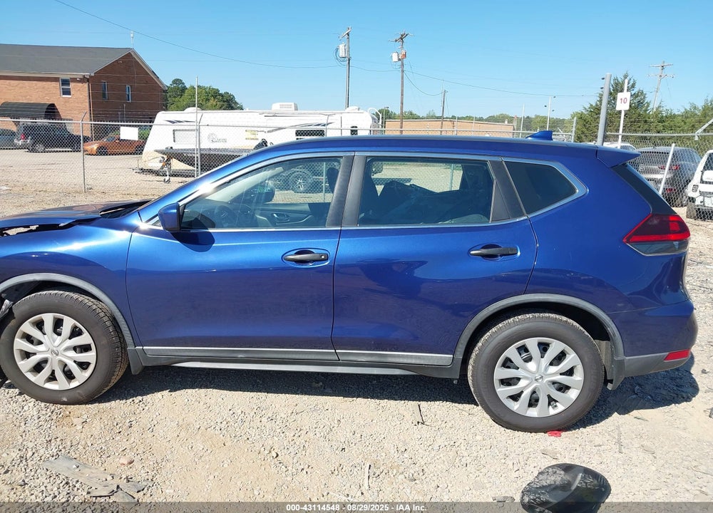 2018 NISSAN ROGUE S VIN: KNMAT2MTXJP589241