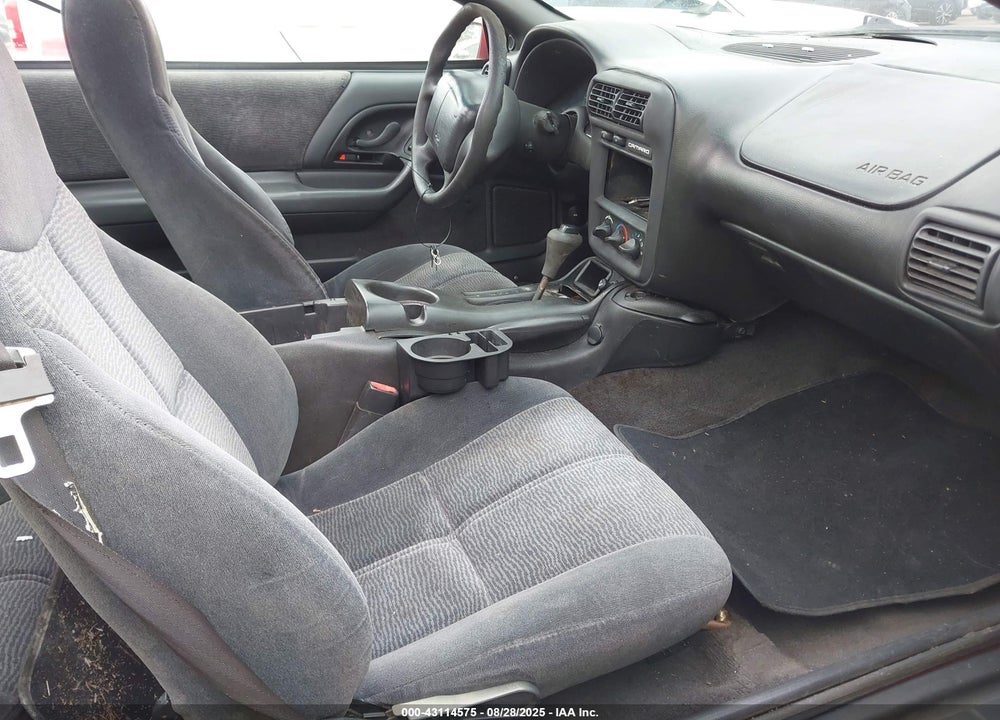2001 CHEVROLET CAMARO VIN: 2G1FP22K612105182