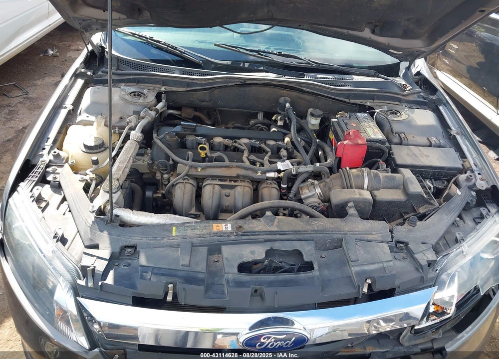 2011 FORD FUSION VIN: 3FAHP0HA1BR236676