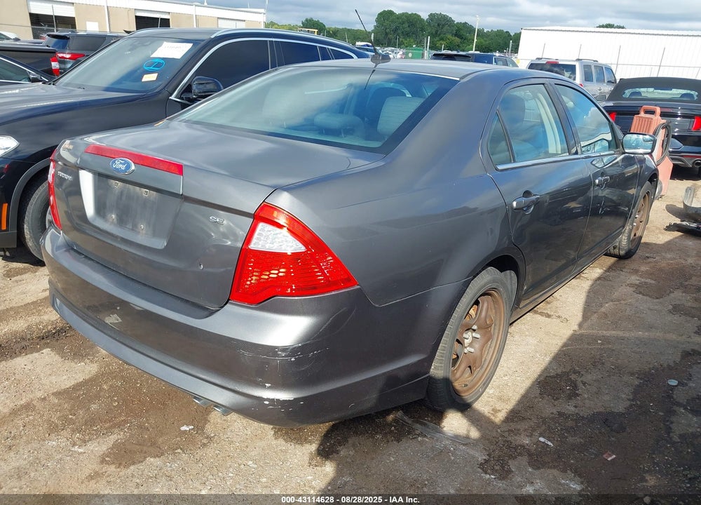 2011 FORD FUSION VIN: 3FAHP0HA1BR236676