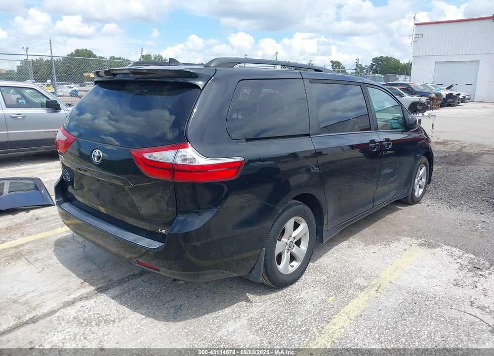 2019 TOYOTA SIENNA LE 8 PASSENGER VIN: 5TDKZ3DC5KS016148