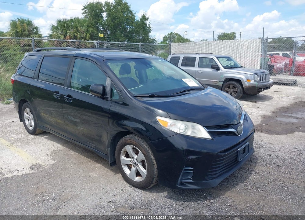 2019 TOYOTA SIENNA LE 8 PASSENGER VIN: 5TDKZ3DC5KS016148