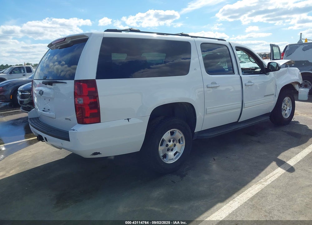 2013 CHEVROLET SUBURBAN 1500 VIN: 1GNSCJE0XDR250448