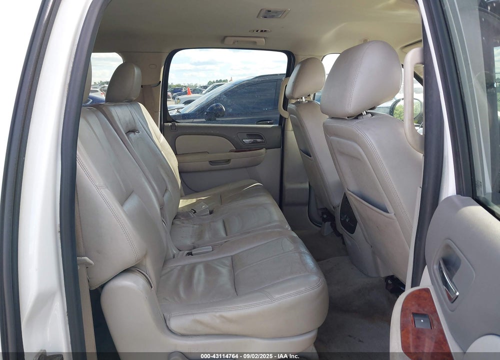 2013 CHEVROLET SUBURBAN 1500 VIN: 1GNSCJE0XDR250448