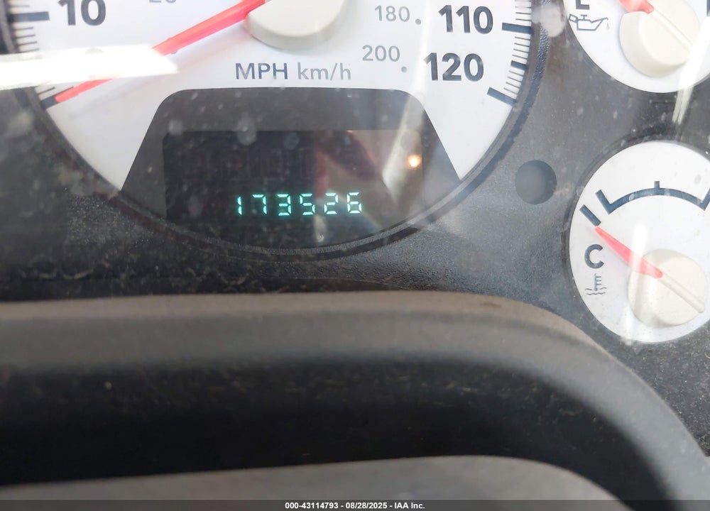 2007 DODGE RAM 1500 VIN: 1D7HU18P17S225661