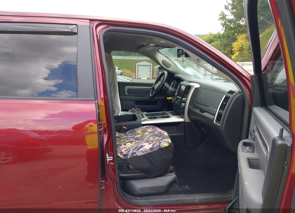 2017 RAM 1500 VIN: 3C6RR7LTXHG506493