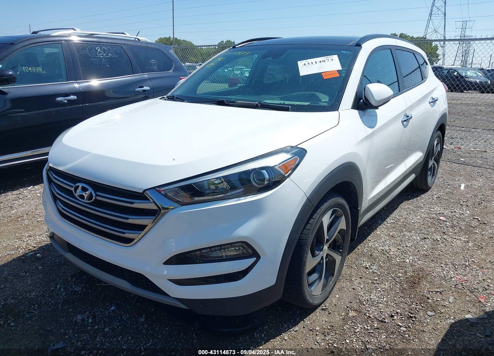 2017 HYUNDAI TUCSON VIN: KM8J3CA25HU375380