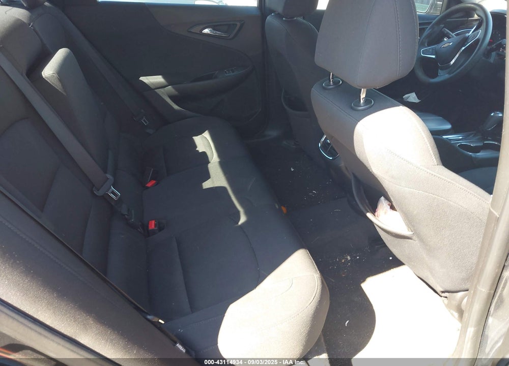 2018 CHEVROLET MALIBU VIN: 1G1ZD5ST5JF152072
