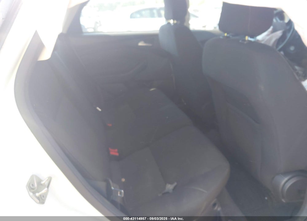 2018 FORD FOCUS VIN: 1FADP3K26JL213764