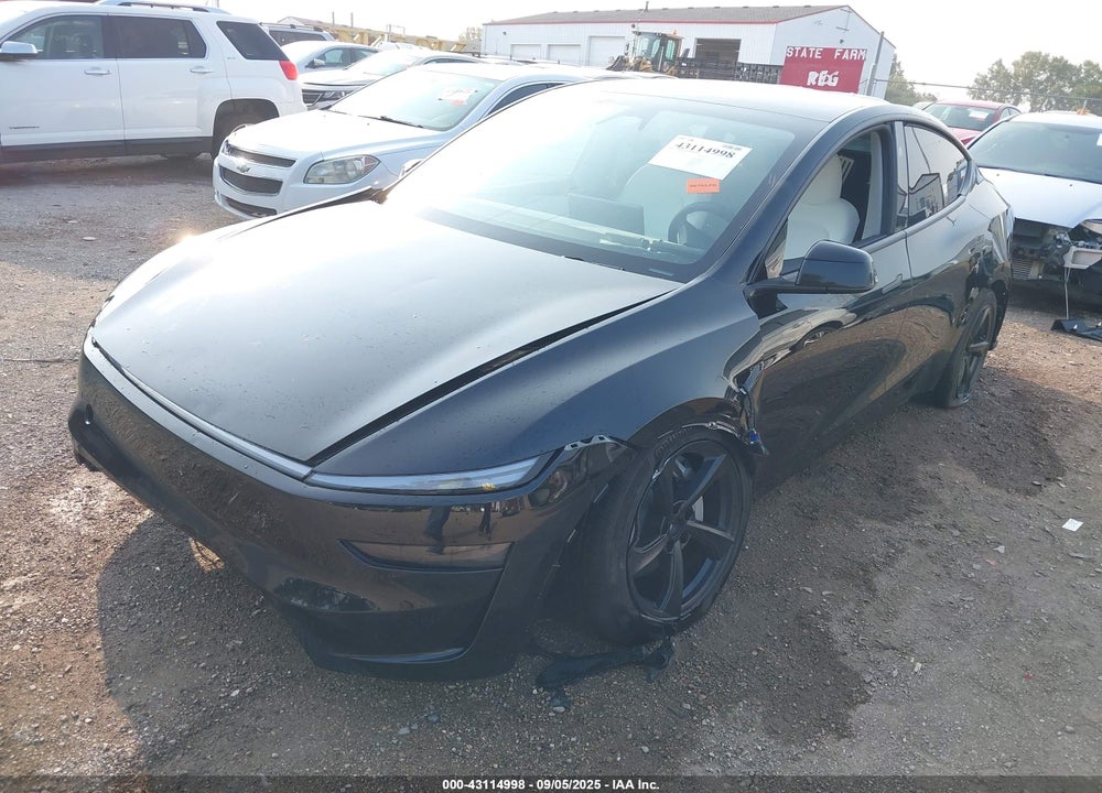 2026 TESLA MODEL Y LONG RANGE DUAL MOTOR ALL-WHEEL DRIVE/LONG RANGE LAUNCH SERIES VIN: 7SAYGDEEXTF372318