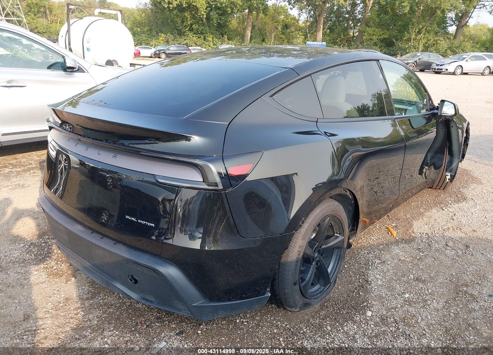 2026 TESLA MODEL Y LONG RANGE DUAL MOTOR ALL-WHEEL DRIVE/LONG RANGE LAUNCH SERIES VIN: 7SAYGDEEXTF372318