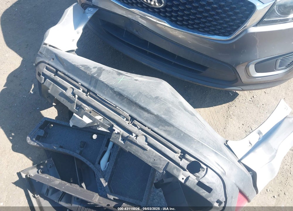 2018 FORD ESCAPE VIN: 1FMCU0G9XJUB47129