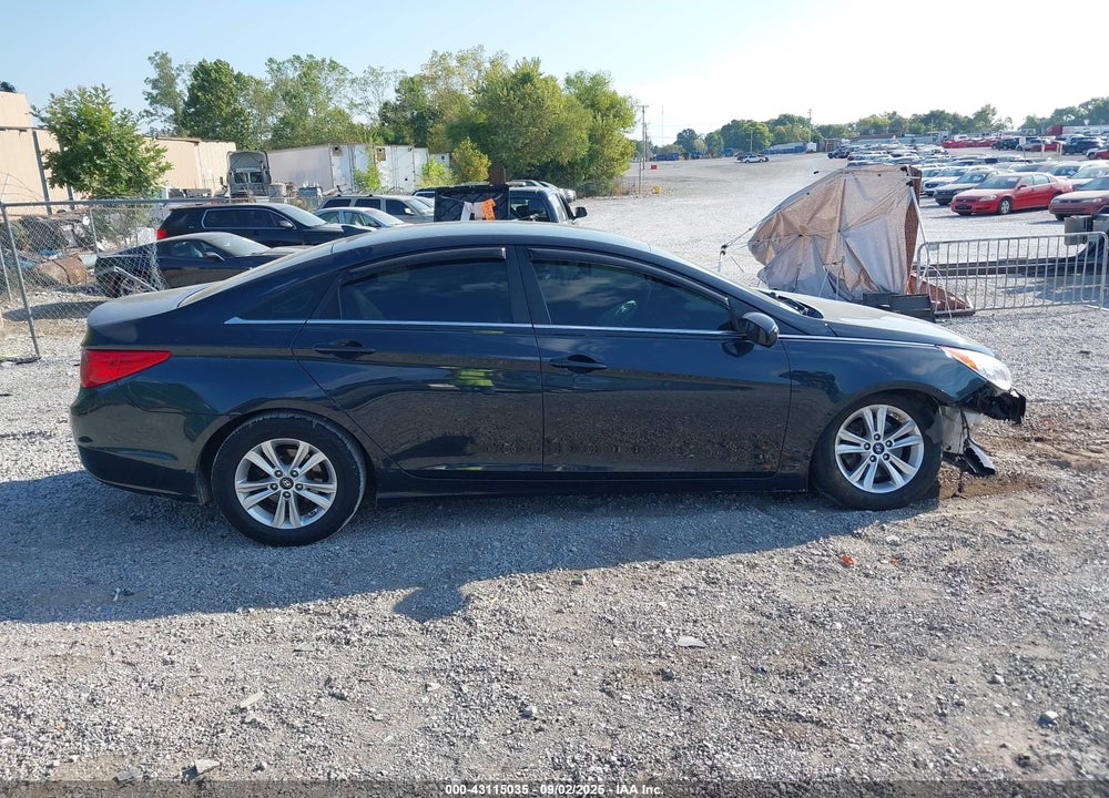 2013 HYUNDAI SONATA VIN: 5NPEB4AC6DH710707