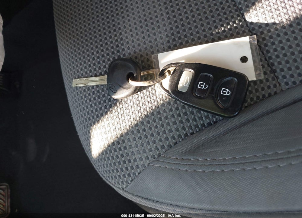 2013 HYUNDAI SONATA VIN: 5NPEB4AC6DH710707