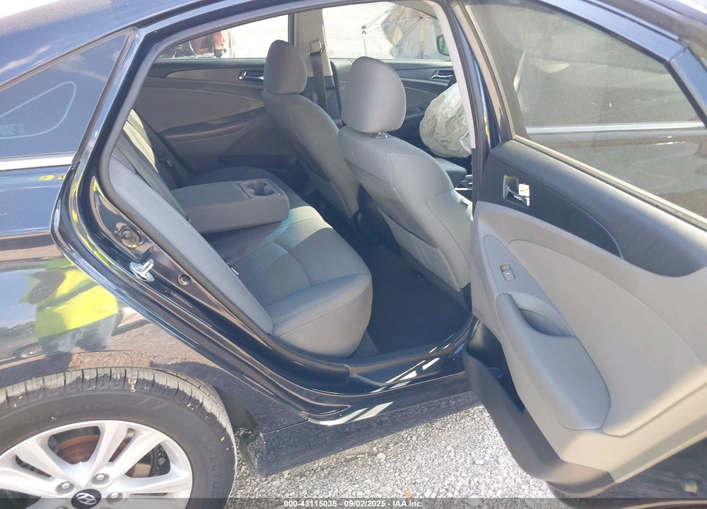 2013 HYUNDAI SONATA VIN: 5NPEB4AC6DH710707