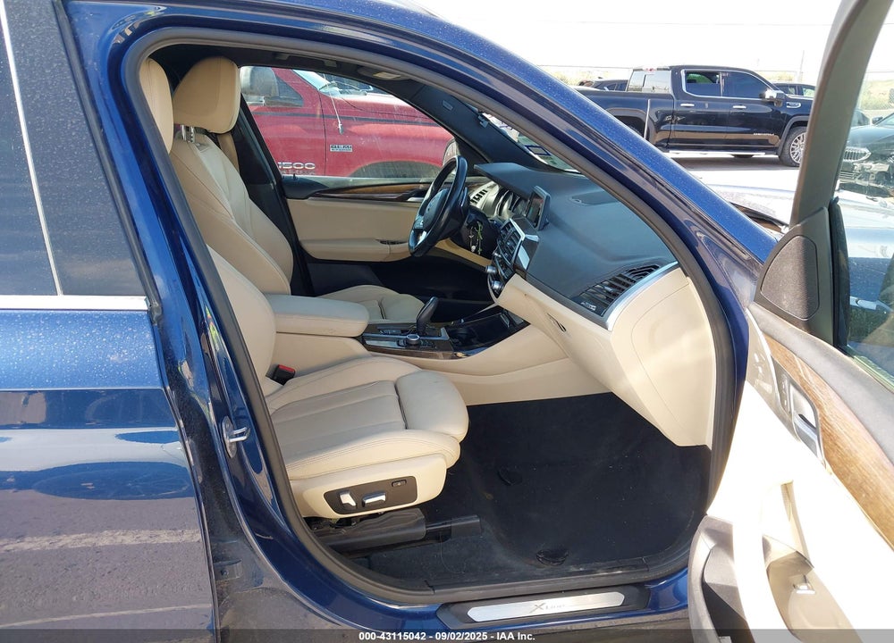 2019 BMW X3 VIN: 5UXTR7C53KLF28847