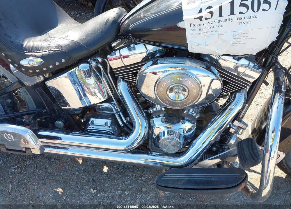 2004 HARLEY-DAVIDSON FLSTCI VIN: 1HD1BWB174Y074836