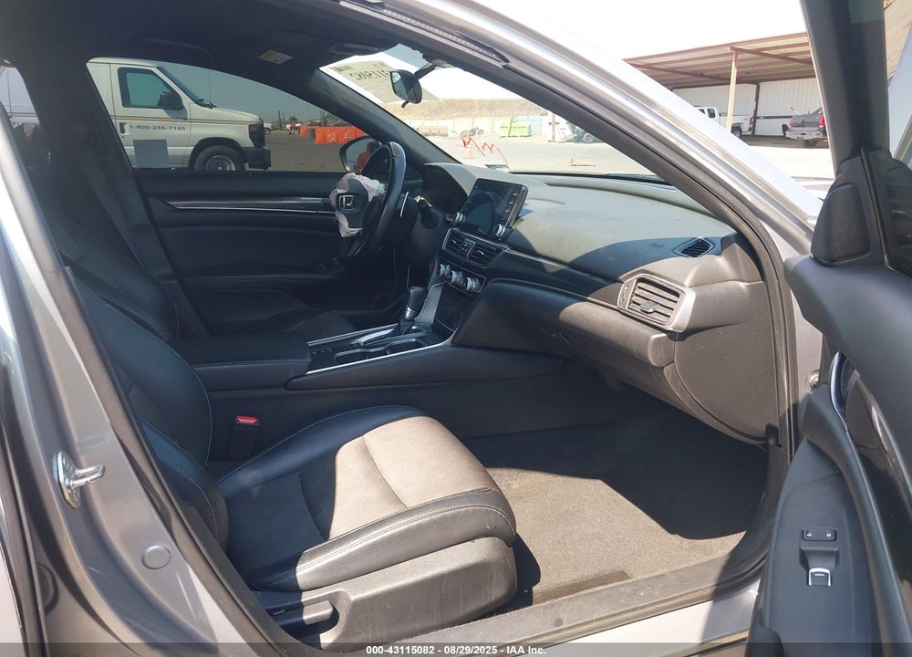 2018 HONDA ACCORD VIN: 1HGCV1F36JA125698