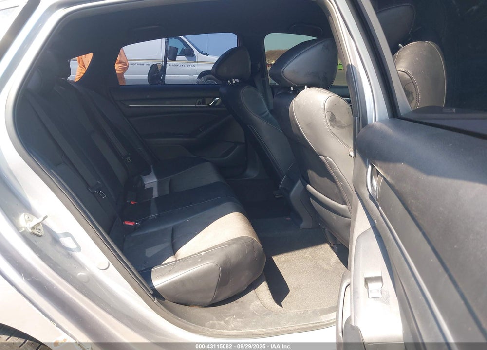 2018 HONDA ACCORD VIN: 1HGCV1F36JA125698