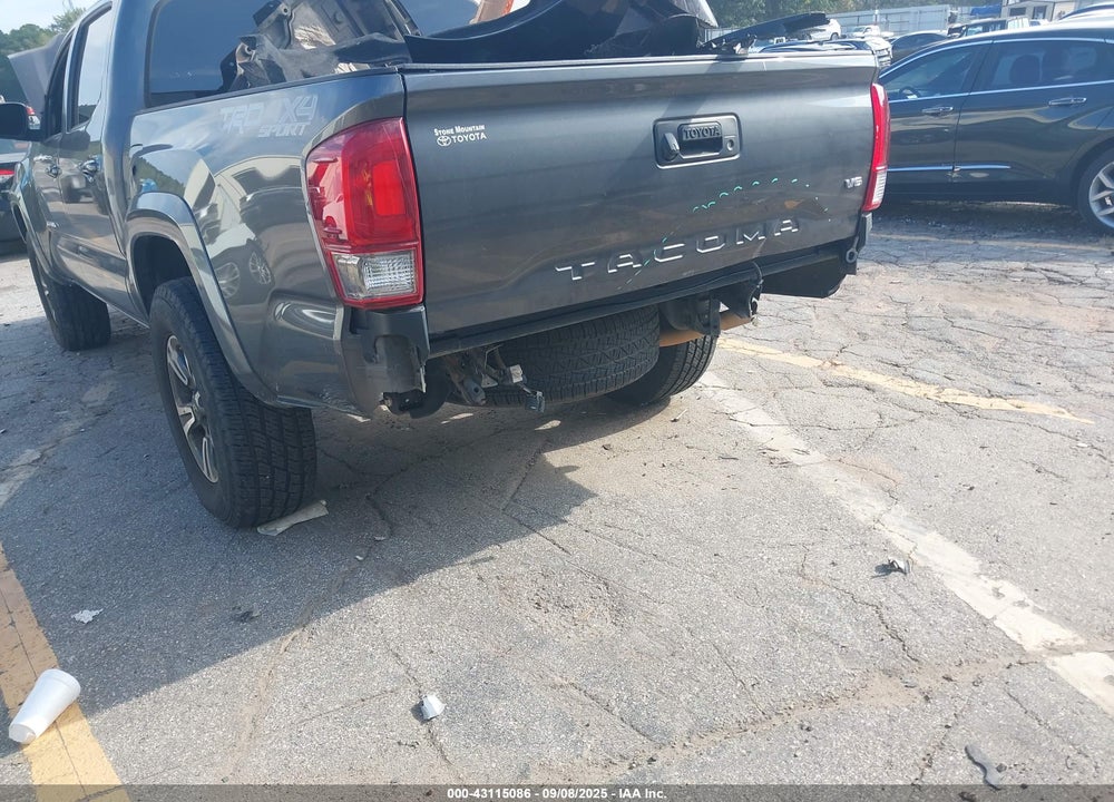 2017 TOYOTA TACOMA VIN: 3TMCZ5AN7HM115200