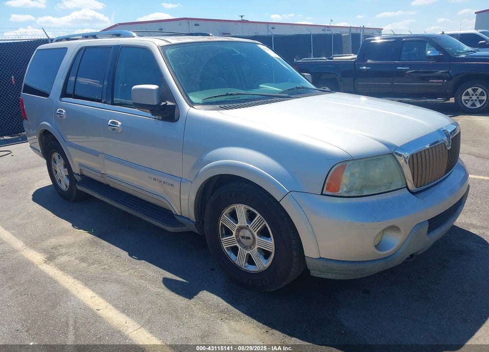 2004 LINCOLN NAVIGATOR VIN: 5LMFU27R34LJ28535