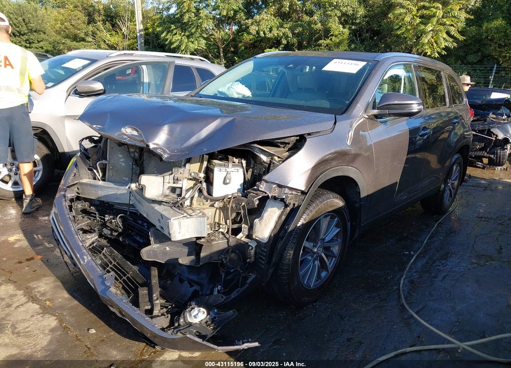 2019 TOYOTA HIGHLANDER VIN: 5TDJZRFH6KS610996