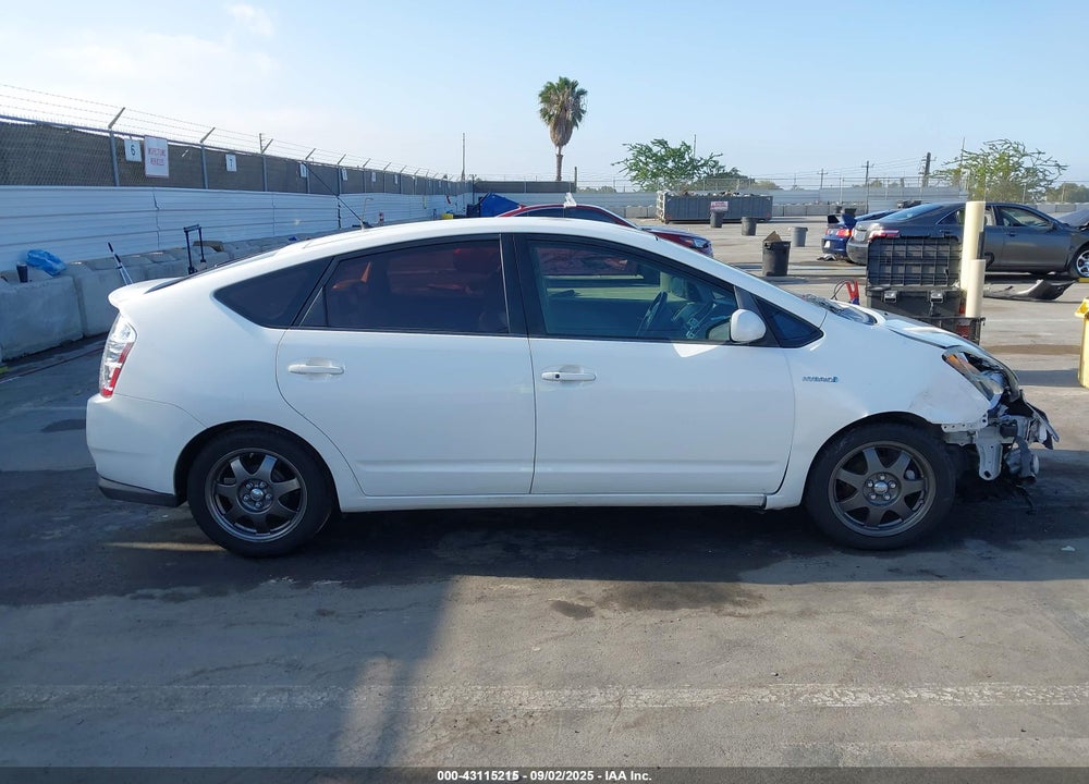 2008 TOYOTA PRIUS TOURING VIN: JTDKB20U683398164