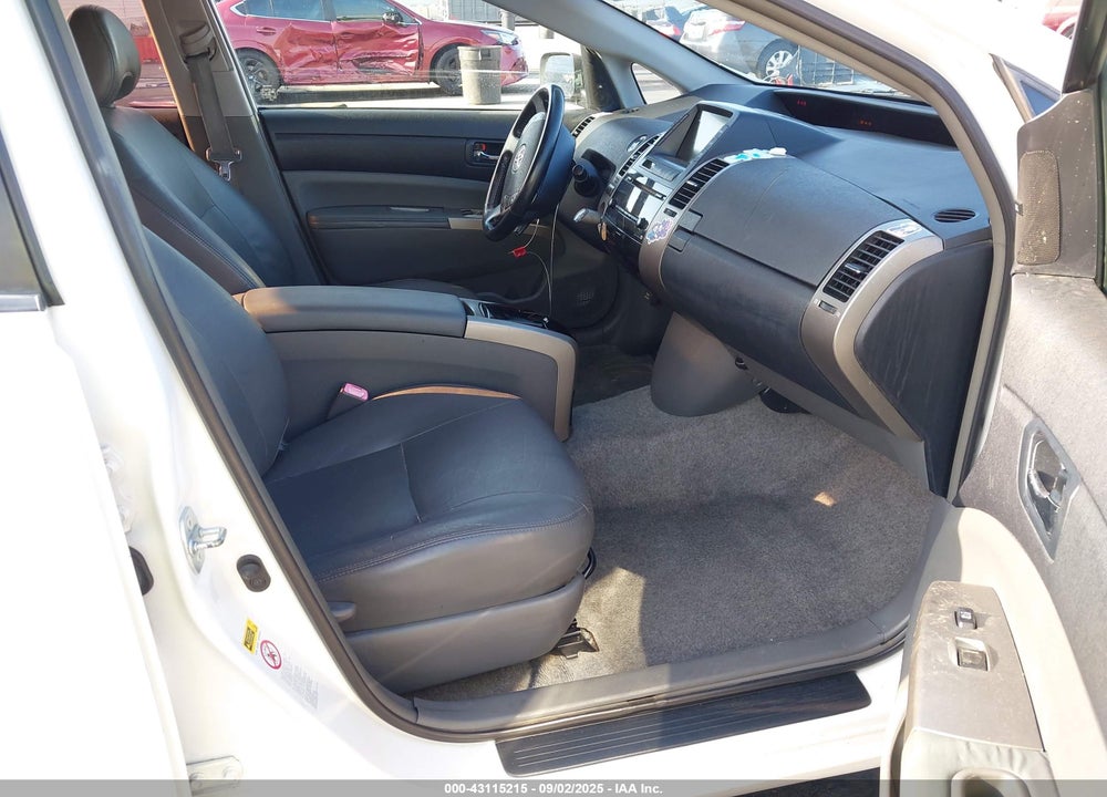 2008 TOYOTA PRIUS TOURING VIN: JTDKB20U683398164