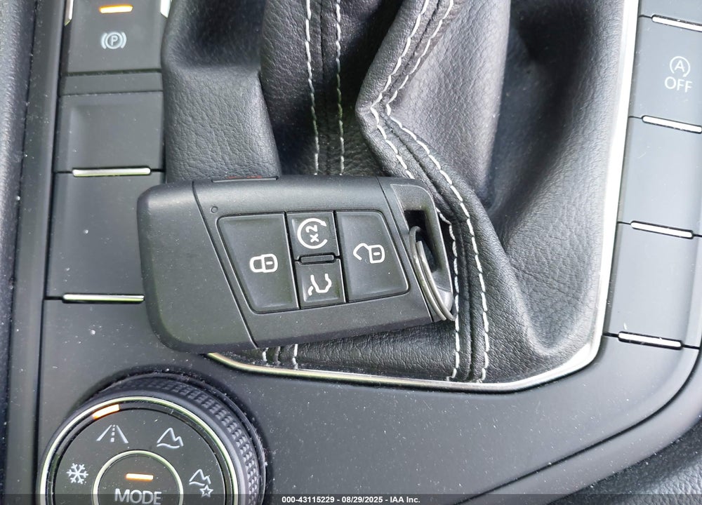 2022 VOLKSWAGEN TAOS VIN: 3VVPX7B24NM089062