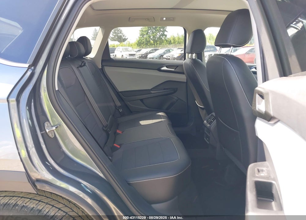 2022 VOLKSWAGEN TAOS VIN: 3VVPX7B24NM089062