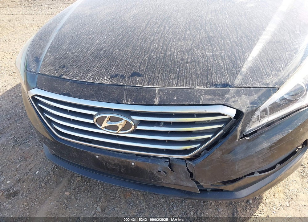 2015 HYUNDAI SONATA SE VIN: 5NPE24AF3FH005568